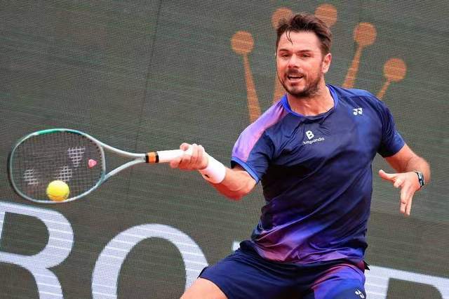 世界网球队横扫西班牙网球队，瓦林卡高光表现