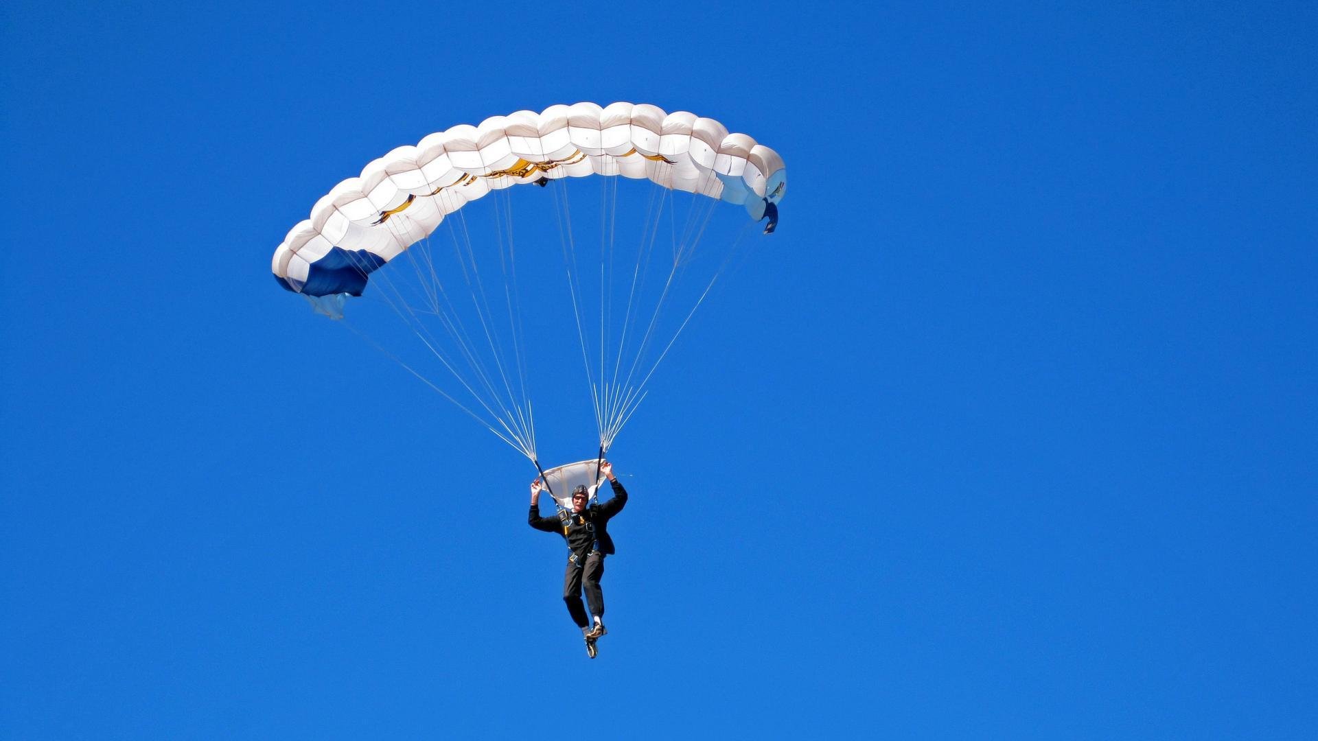 骑士斩落奇才，马克西打出生涯之夜，新星崛起的序章